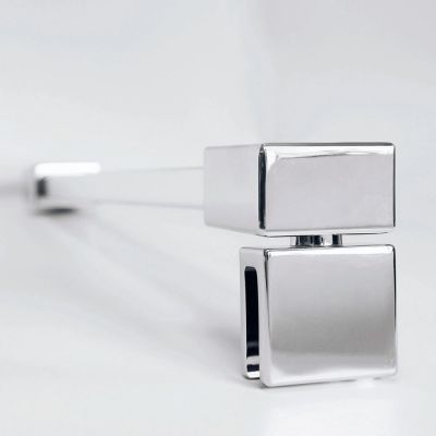 Stabilisator für Eckdusche aus Glas - auf Maß - mit zwei Pendeltüren und Eckeinstieg